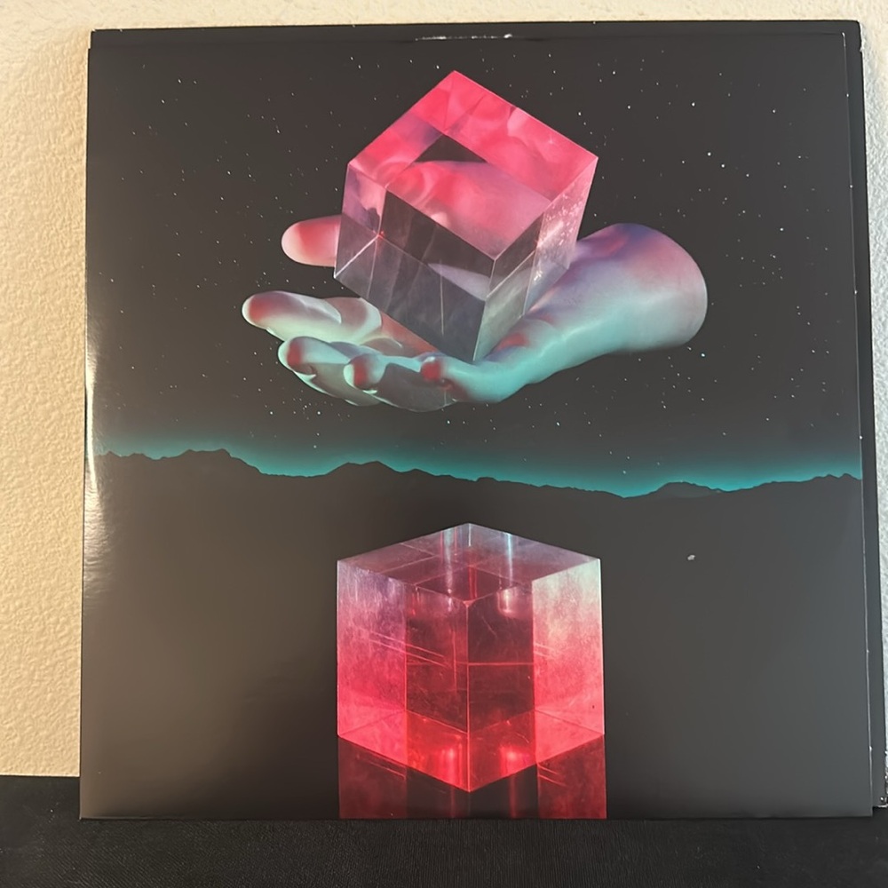 Symmetry (6) - The Magician ( (Vinyl Record)